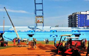 Workers from Camaguey help in baseball stadium repairs