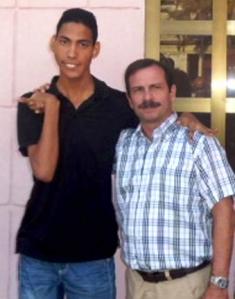 Jorgito junto a Fernando