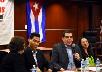 Un encuentro con el embajador cubano en Estados Unidos José Ramón Cabañas