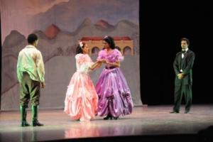 Los antojos del Folklórico, camino a los 25