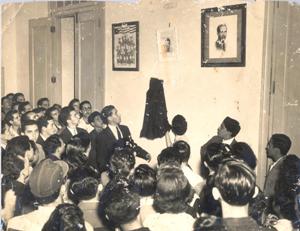  Foto original de la ceremonia en que se develó el cuadro de Abel Santamaría.