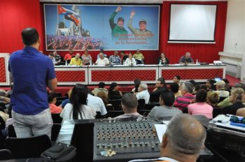 Periodistas camagüeyanos en jornada de debate 
