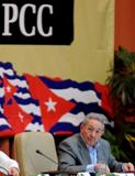 Preside Raúl Castro sesión plenaria del 7mo. Congreso