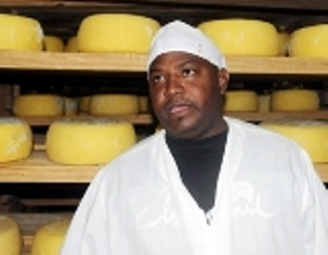 Fábrica de queso "La Vaquita" lista para el 1 de Mayo