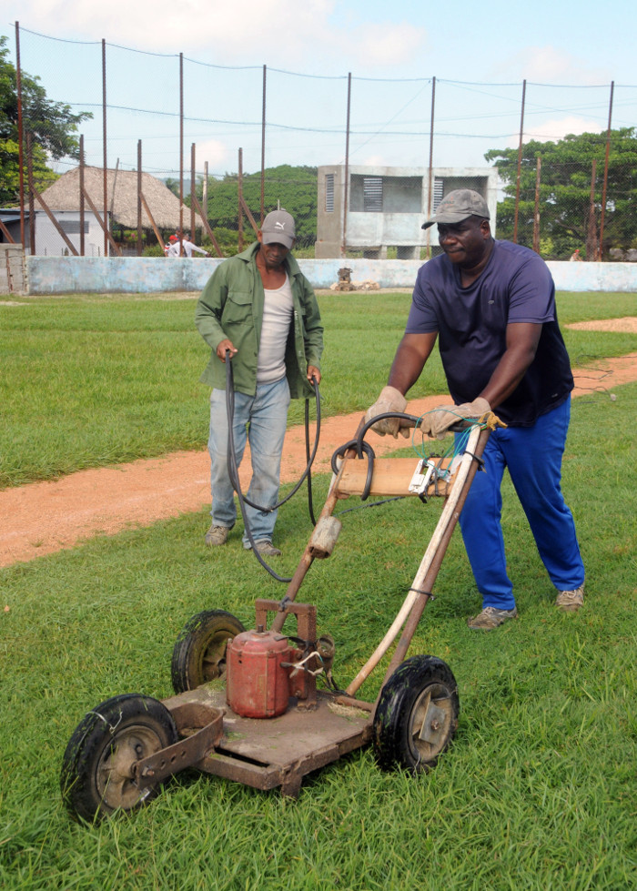 Najasa: crece un estadio