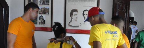 Con alma y beso, un Campamento diamante