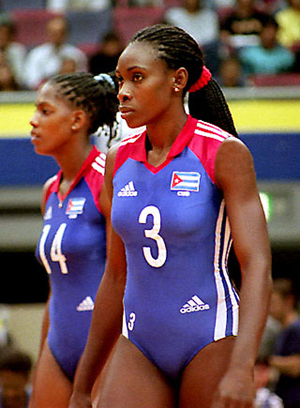 Mireya Luis (titular del voleibol en 1992, '96 y 2000) es una de las camagüeyanas "doradas" en Juegos Olímpicos. Foto: Tomada de www.volleywood.net