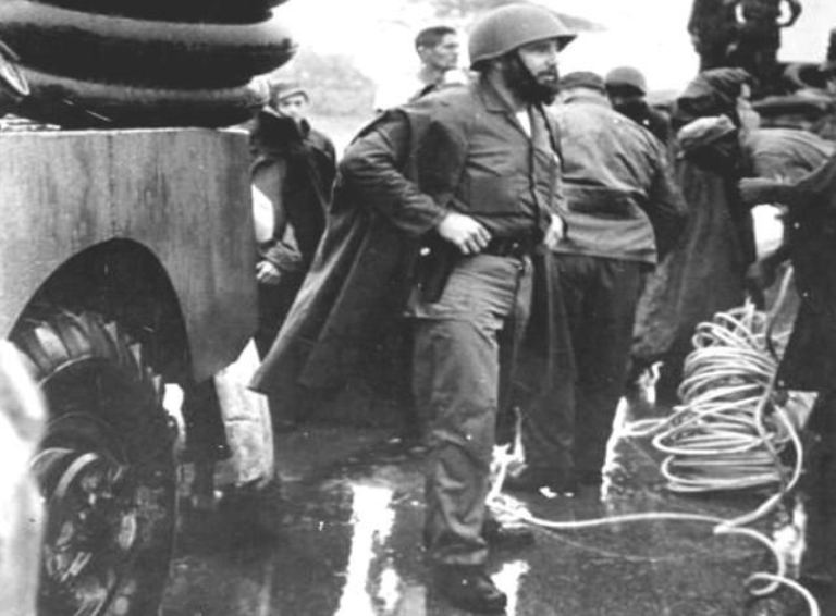 Los cubanos estamos acostumbrados a la presencia alentadora de Fidel en los momentos de mayores riesgos de nuestro proceso revolucionario.Foto:Tomada de radioangulo.cu