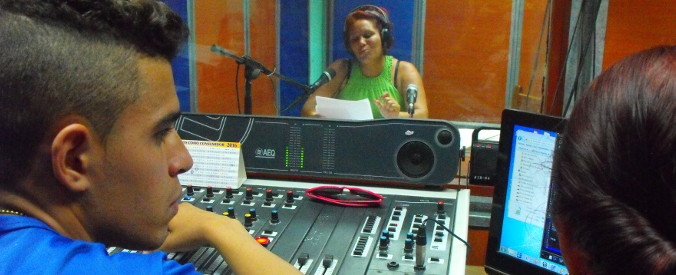Radio Vertientes: Renacer a los nueve