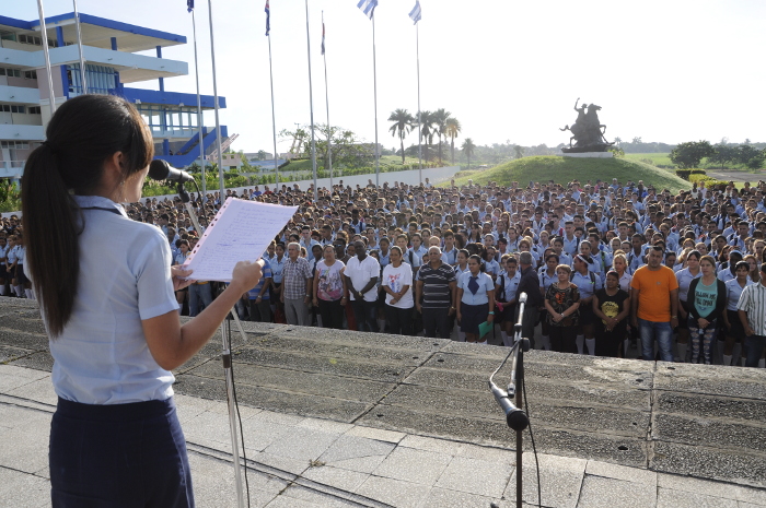 Jóvenes camagüeyanos rechazan acciones de ONG World Learning 