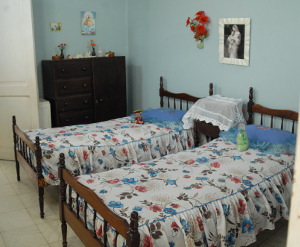 Así Elsa conserva la habitación donde dormía Marco Antonio