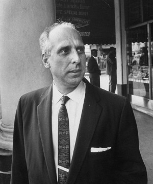 Confieren sello Raúl Cepero Bonilla en Camagüey