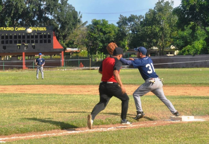Foto:Tomadas del perfil de Raúl del Pino/facebook Mayabeque le ha puesto alma al softbol de la prensa
