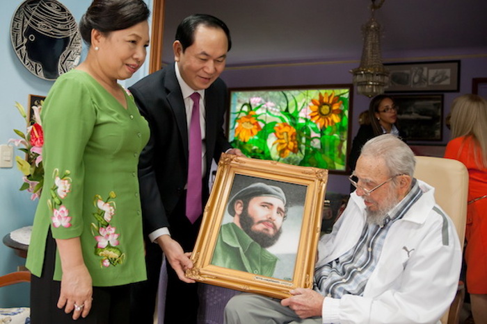 Foto: Tomada de cubadebate.cu Fraterno encuentro de Fidel con el Presidente de Vietnam