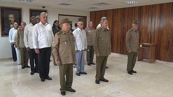 Todos los honores al eterno Comandante (+VIDEO)  Todos los honores al eterno Comandante (+VIDEO)