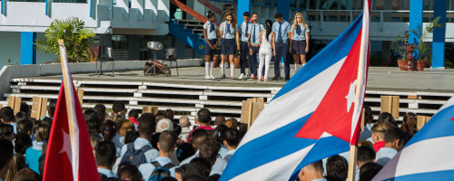 Camagüey celebra el Día del Educador