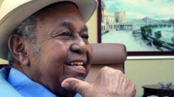 Nené Álvarez, el cantante sonero activo más longevo de Cuba.Foto: Cortesía de Gustavo Pérez