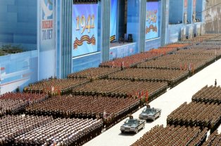 Rusia, poderío militar, vocación patriótica y pacifista
