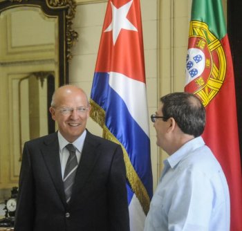 Cuba por ampliar vínculos con Portugal