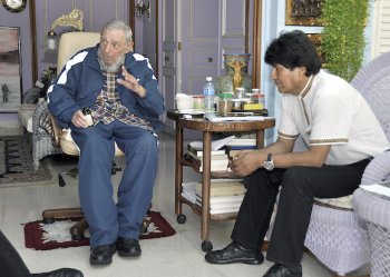 Encuentro fraternal entre Fidel y Evo