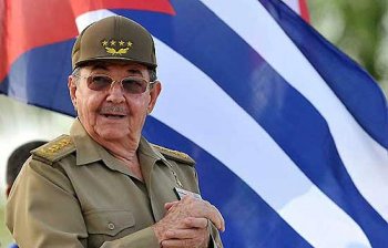  Felicita Raúl a los combatientes del Ejército Occidental