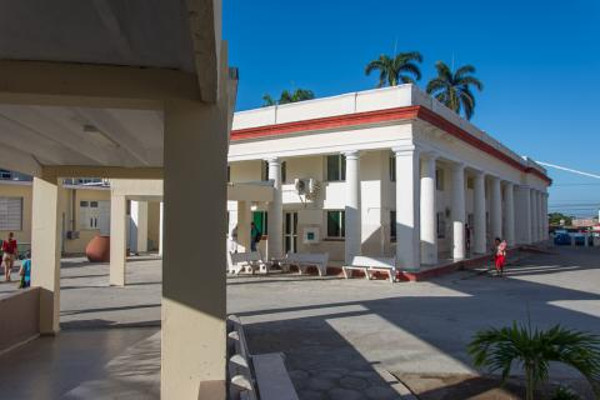Vista exterior de la Sala de Neonatología del “Eduardo Agramonte Piña”, reconstruida en el 2016.
