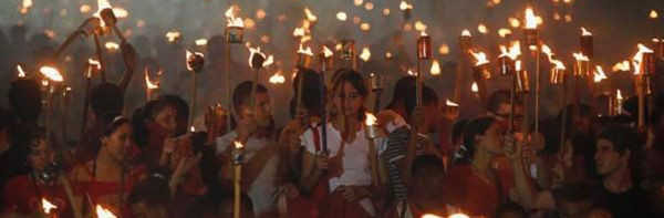 Camagüey iluminada por antorchas martianas