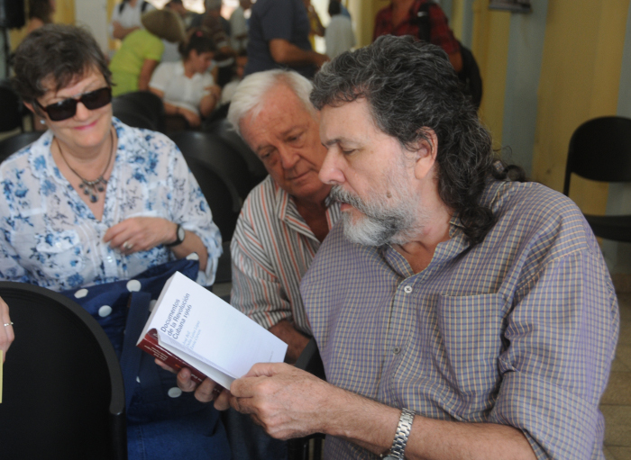 Ministro de Cultura de Cuba Abel Prieto en la Feria del Libro en Camagüey