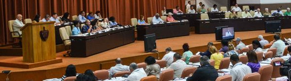 Diputados cubanos conocen cambios a documentos estratégicos del país