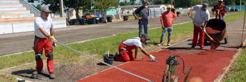 En Camagüey, se “calienta” una nueva pista para atletismo
