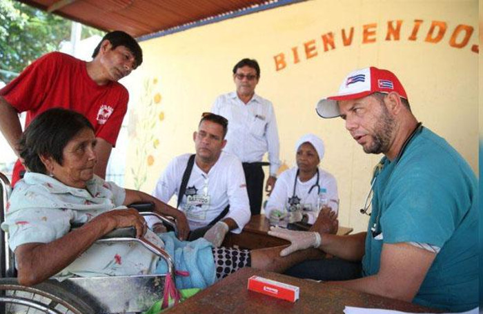 Regresa hoy a Cuba brigada médica en Perú