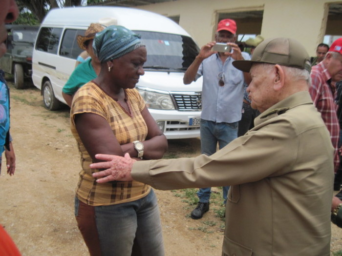 Mirtha, la ingeniera pecuaria que confía rescatar el proyecto ovino de Fidel en la UEB Maraguán.
