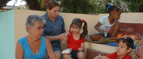 Reconocen avances de programa Educa a tu hijo en Camagüey