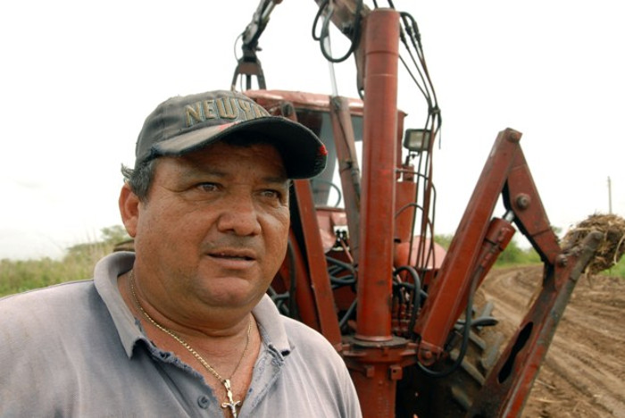 Sobre un cangrejo metálico… 