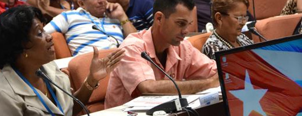 Debaten diputados situación de las producción agrícola