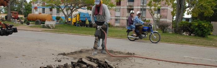 Perfilan  rehabilitación de viales en Camagüey