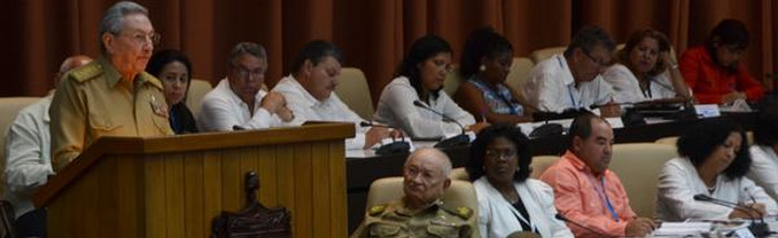 Continuarán nuevas formas de gestión en Cuba, asegura Raúl