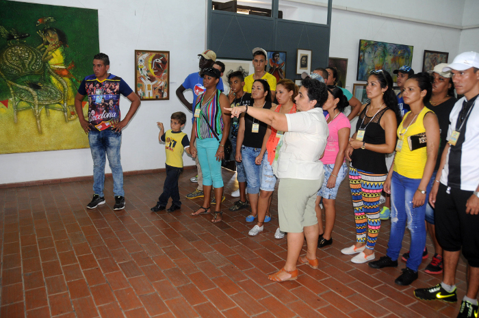 Uno de los atractivos del "Museo Provincial" fue la sala de pinturas.