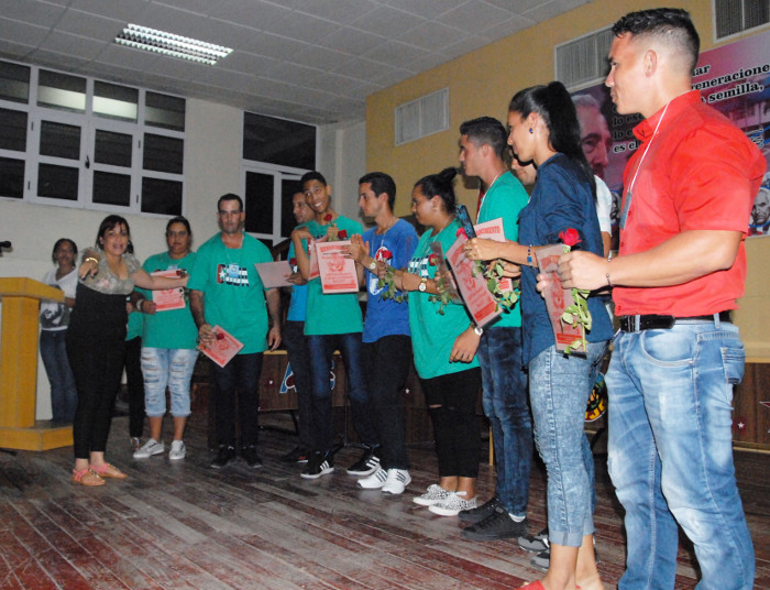 Once jóvenes de Camagüey rumbo a Sochi