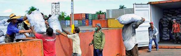 Beneficia la economía cubana exportación de carbón