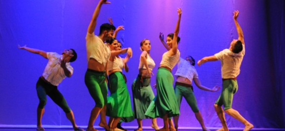 Ballet Contemporáneo de Camagüey hacia La Habana