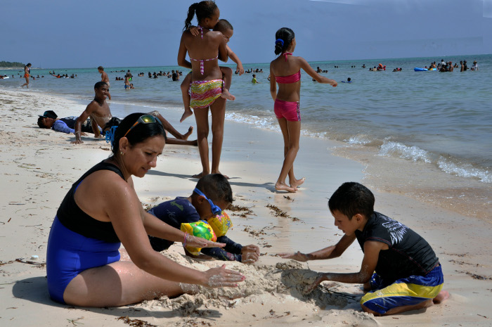 Del hombre y sus historias de playa