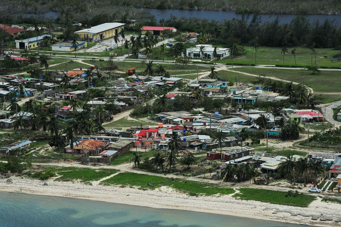 “Mi casa era azul fuerte…Irma la pintó de verde”