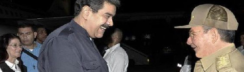 Acudió Raúl a recibir a Maduro