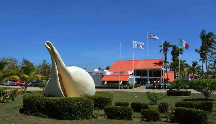 Cuba reaches 4 million tourist mark well ahead plan