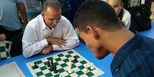 Tony y la luz del Ajedrez