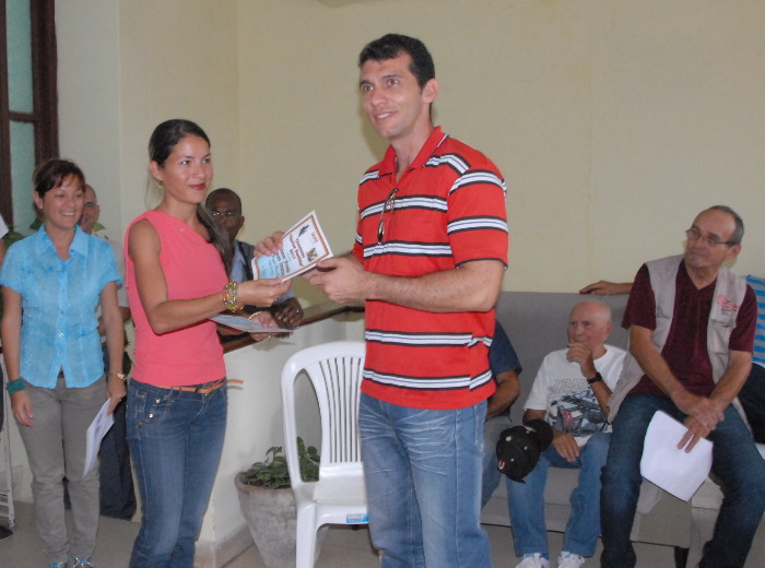 Rogelio Serrano Pérez , periódico Adelante
