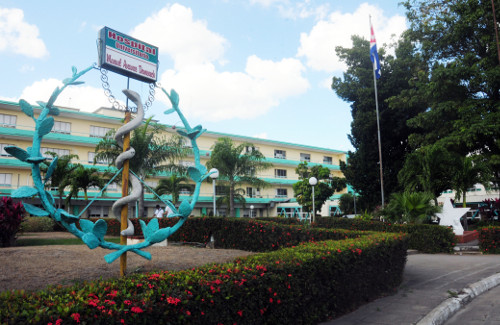 Hospital camagüeyano renueva servicio de Oncología