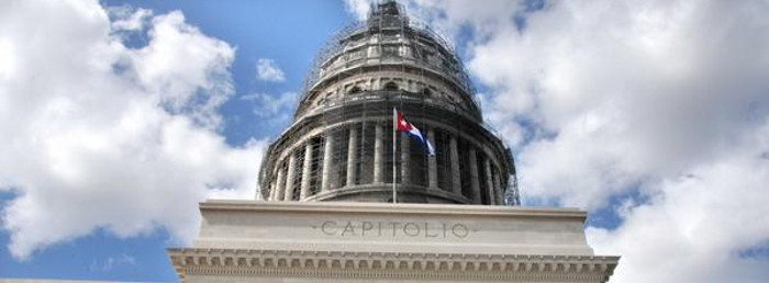 Elogia Raúl labores de restauración del Capitolio de La Habana