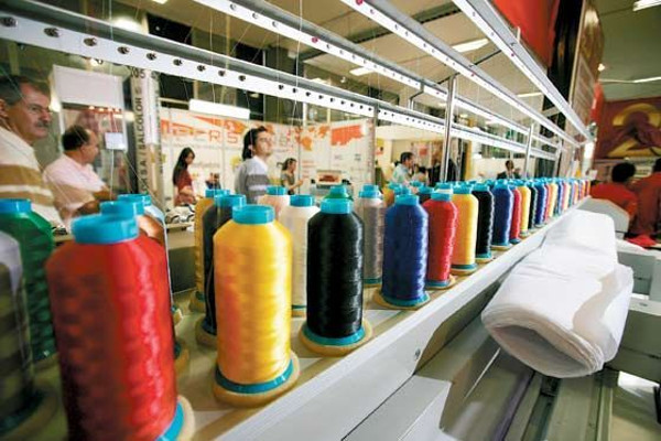 Rusia intervendrá en modernización de industria textil cubana